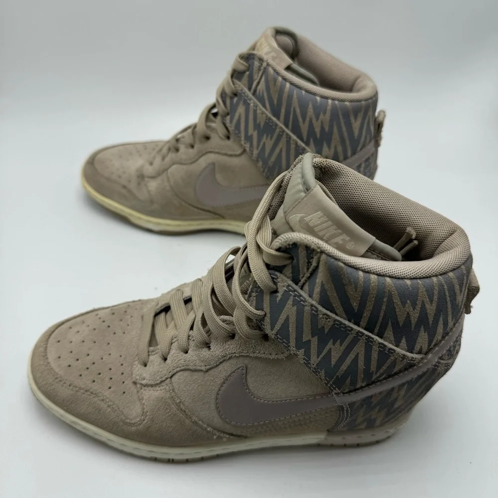 Nike Dunk Sky Hi Hidden Wedge Gray Suede Bolt Sneakers Women’s Size 7 - Picture 2 of 13